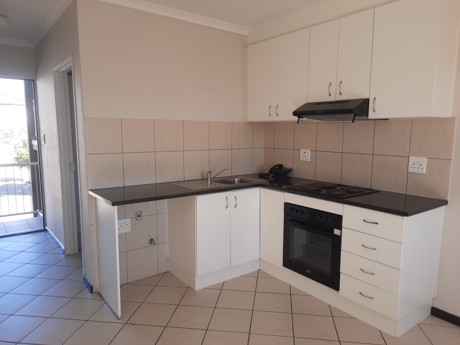 To Let 2 Bedroom Property for Rent in Buh Rein Estate Western Cape